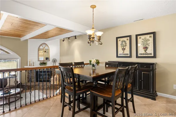 $569,900 | 6620 Lakepointe, Unit 18, Osage Beach, MO 65065