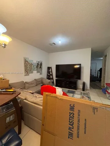 $3,750 | 772 Northeast 191st Terrace, Unit 772, Miami, FL 33179