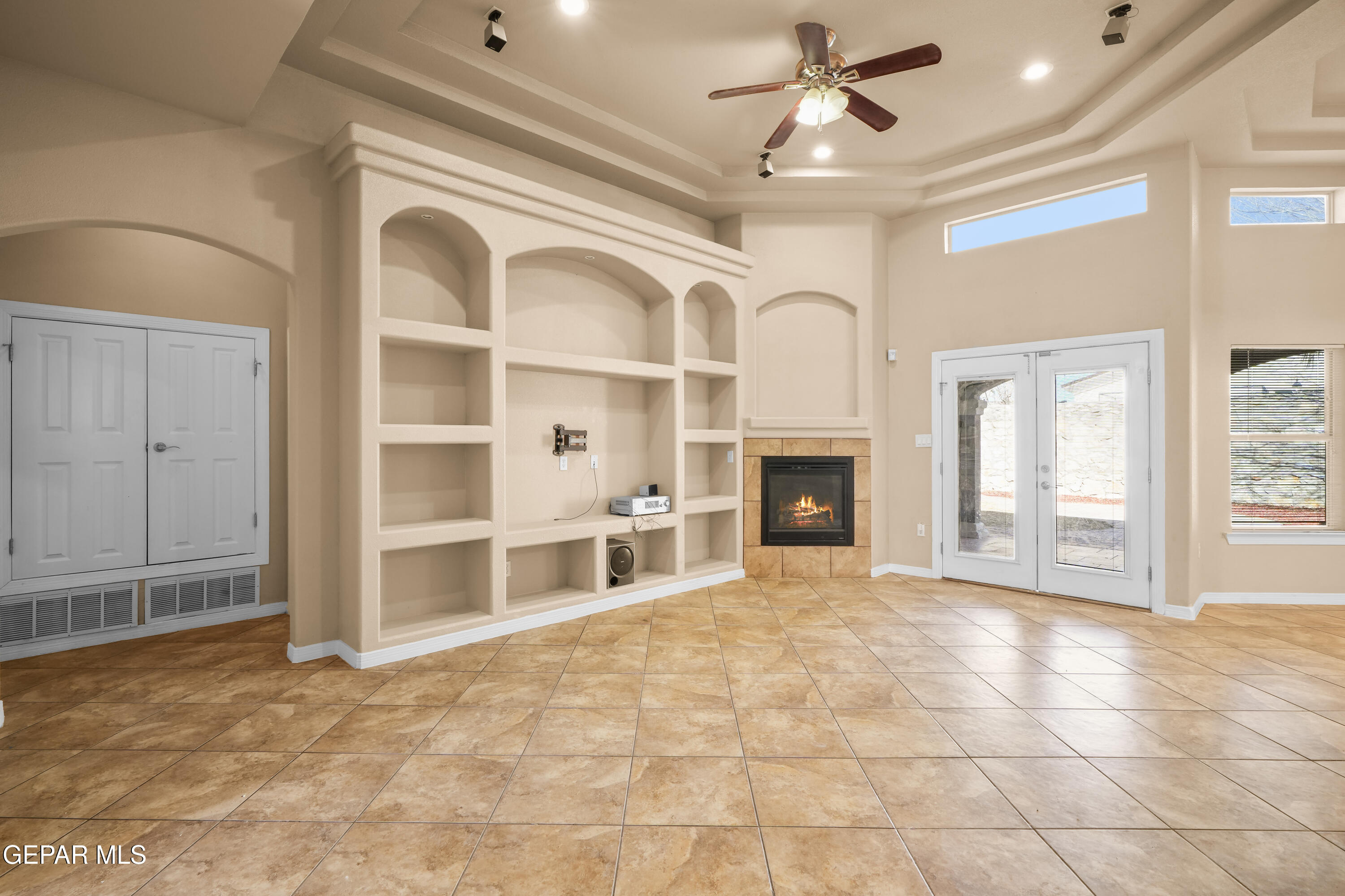 14737 Cactus Ridge Lane Horizon City, TX 79928 - Photo 4 of 21 14737 Cactus Ridge Ln-9