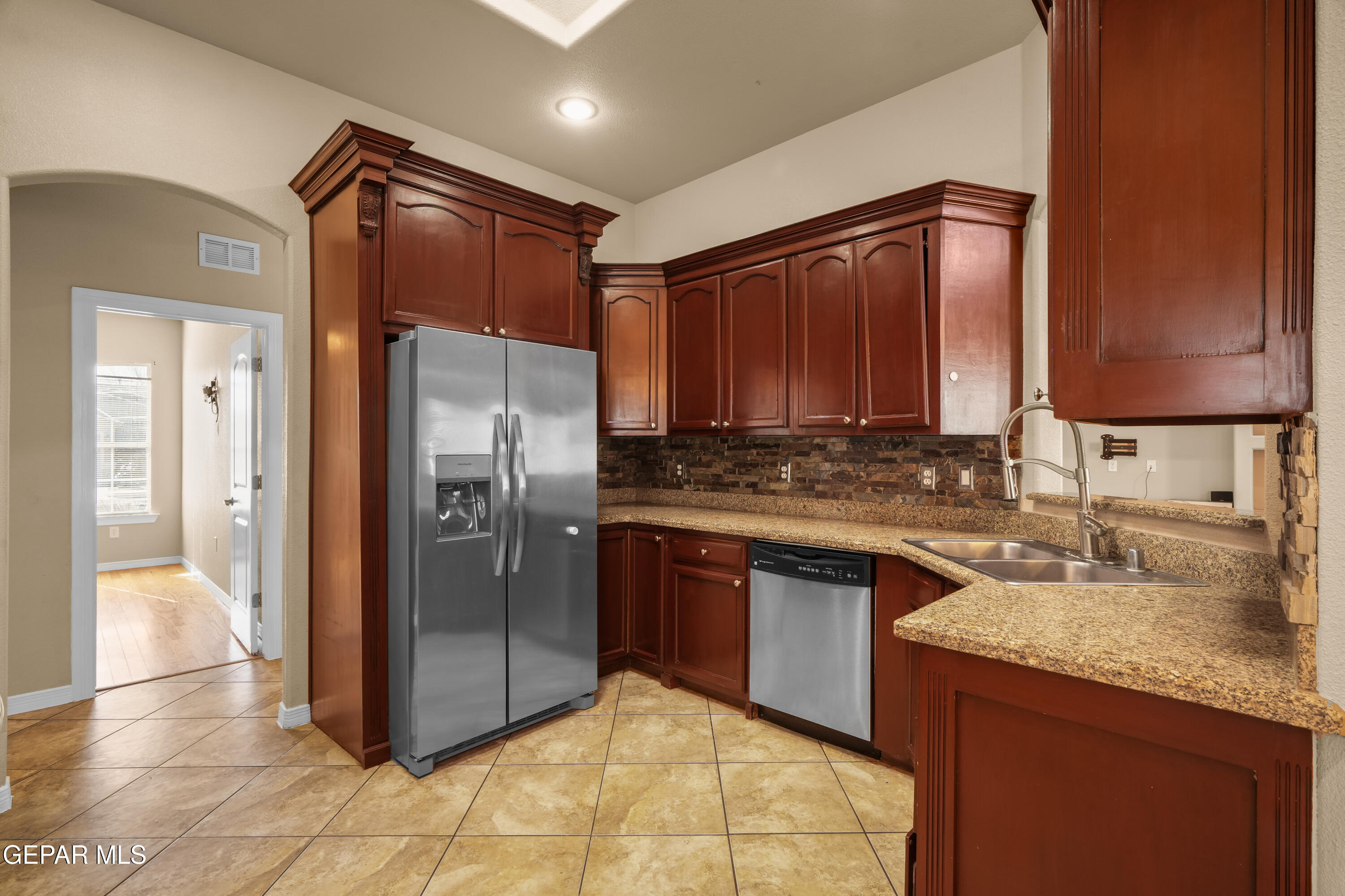 14737 Cactus Ridge Lane Horizon City, TX 79928 - Photo 8 of 21 14737 Cactus Ridge Ln-15