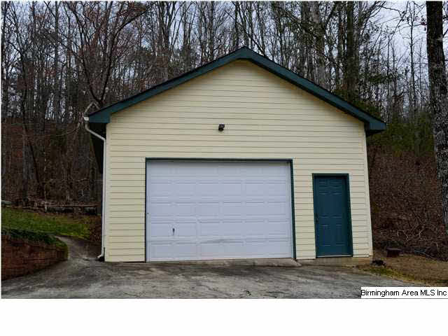 228 Dorr Road Oneonta, AL 35121 - Photo 2 of 22