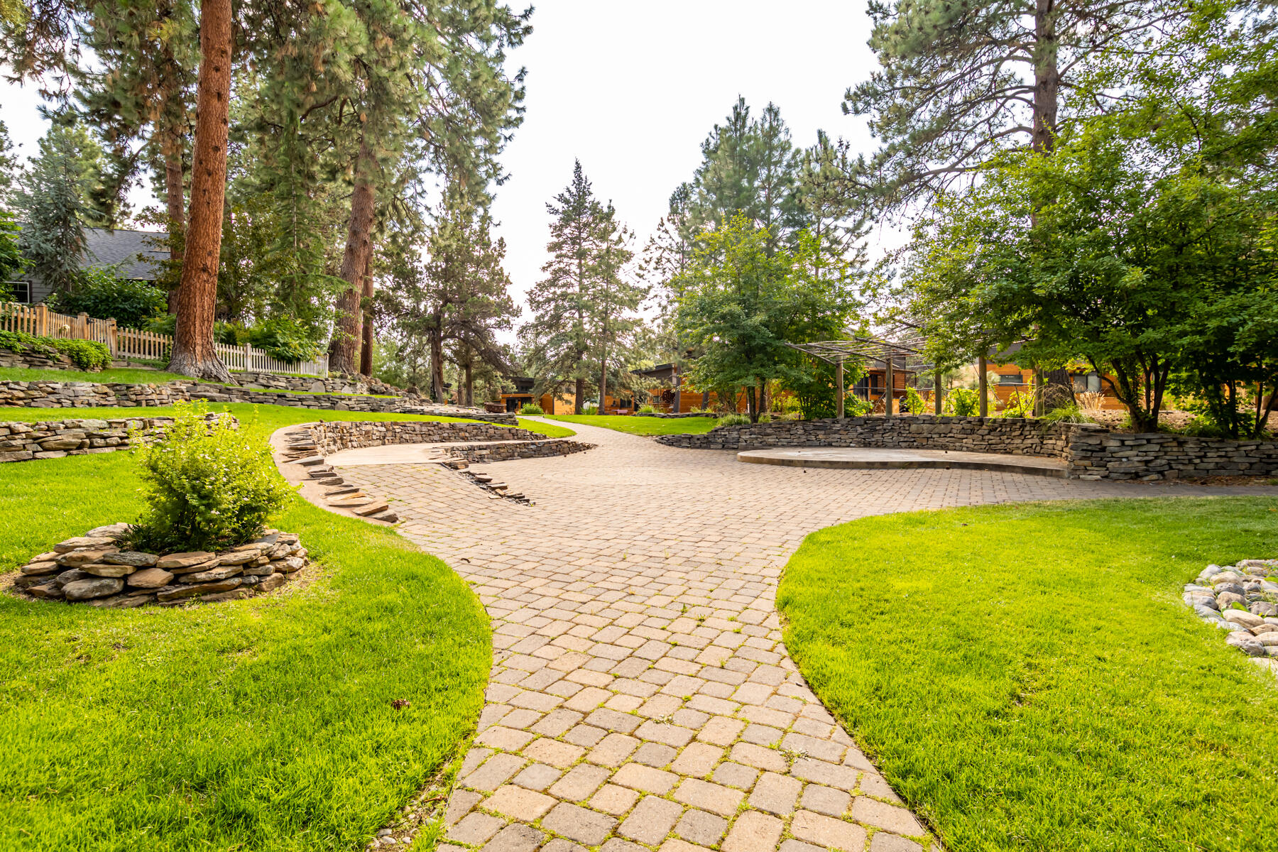 61301 Benham Road, Unit LOT 1 Bend, OR 97702 - Photo 30 of 35 Community Common Spaces