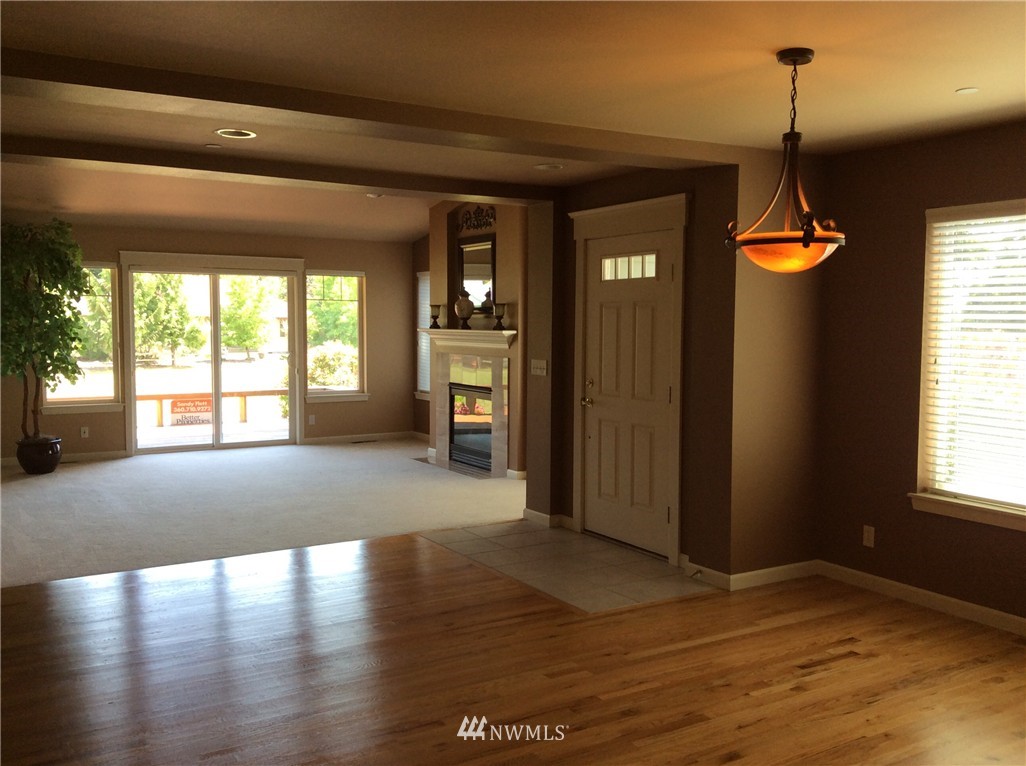 91 East Soderberg Road, Unit 6 Allyn, WA 98524 - Photo 4 of 17