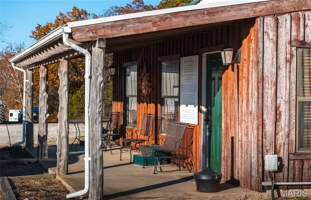 $950,000 | 17265 County Road 8280, Rolla, MO 65401