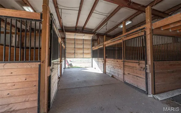 $950,000 | 17265 County Road 8280, Rolla, MO 65401