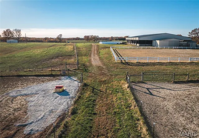 $950,000 | 17265 County Road 8280, Rolla, MO 65401