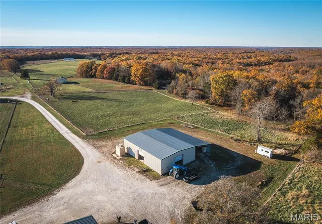 $950,000 | 17265 County Road 8280, Rolla, MO 65401