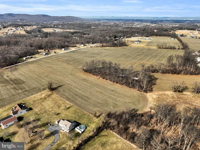 $889,900 | 3 A Nursery Road, Dillsburg, PA 17019