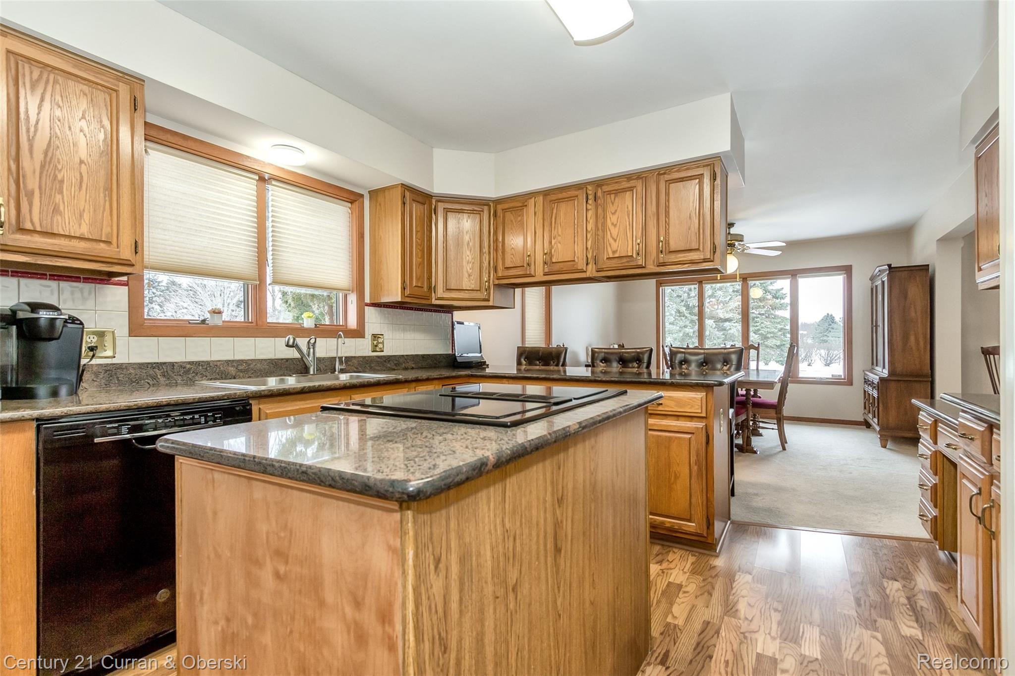 25450 Wixom Road Novi, MI 48374 - Photo 21 of 45 21.jpg