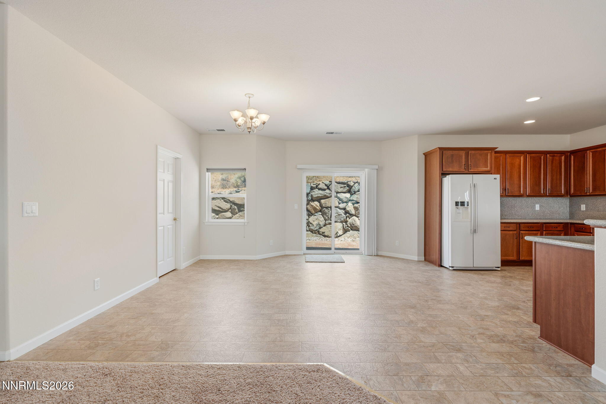 955 Demos Court Reno, NV 89512 - Photo 11 of 48 19-web-or-mls-DSC04113