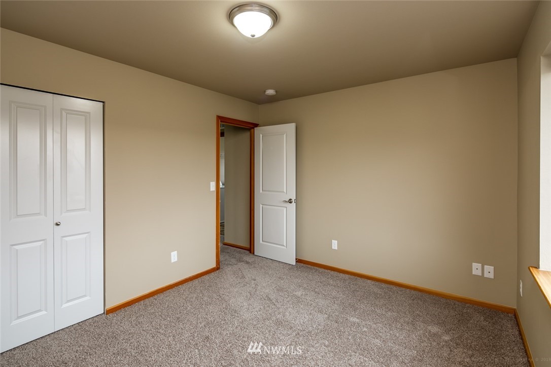 2095 Roxy Loop Ferndale, WA 98248 - Photo 17 of 25 Gallery Image 17