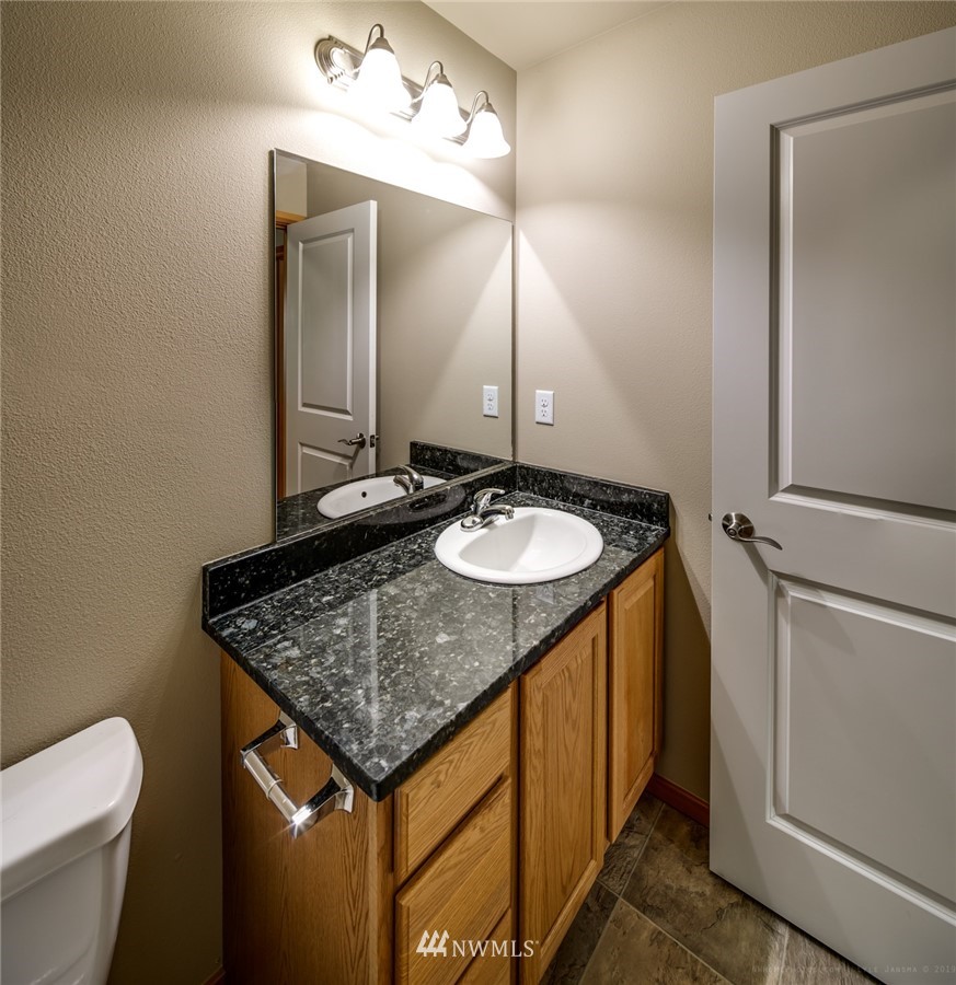 2095 Roxy Loop Ferndale, WA 98248 - Photo 22 of 25 Gallery Image 22