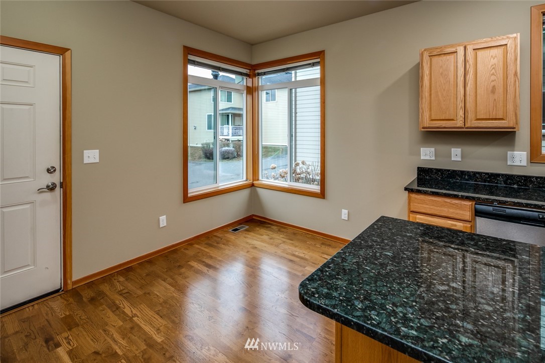 2095 Roxy Loop Ferndale, WA 98248 - Photo 9 of 25 Gallery Image 9