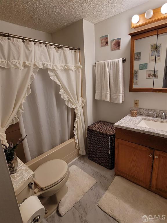 1 Poe Road North Brunswick, NJ 08902 - Photo 16 of 21