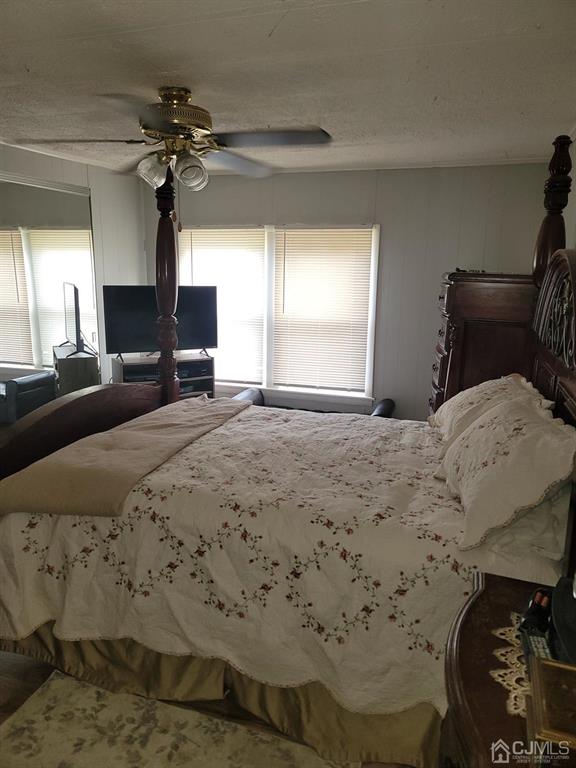 1 Poe Road North Brunswick, NJ 08902 - Photo 7 of 21