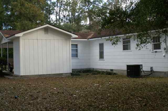 2253 Natural Bridge Road Tallahassee, FL 32305 - Photo 8 of 20