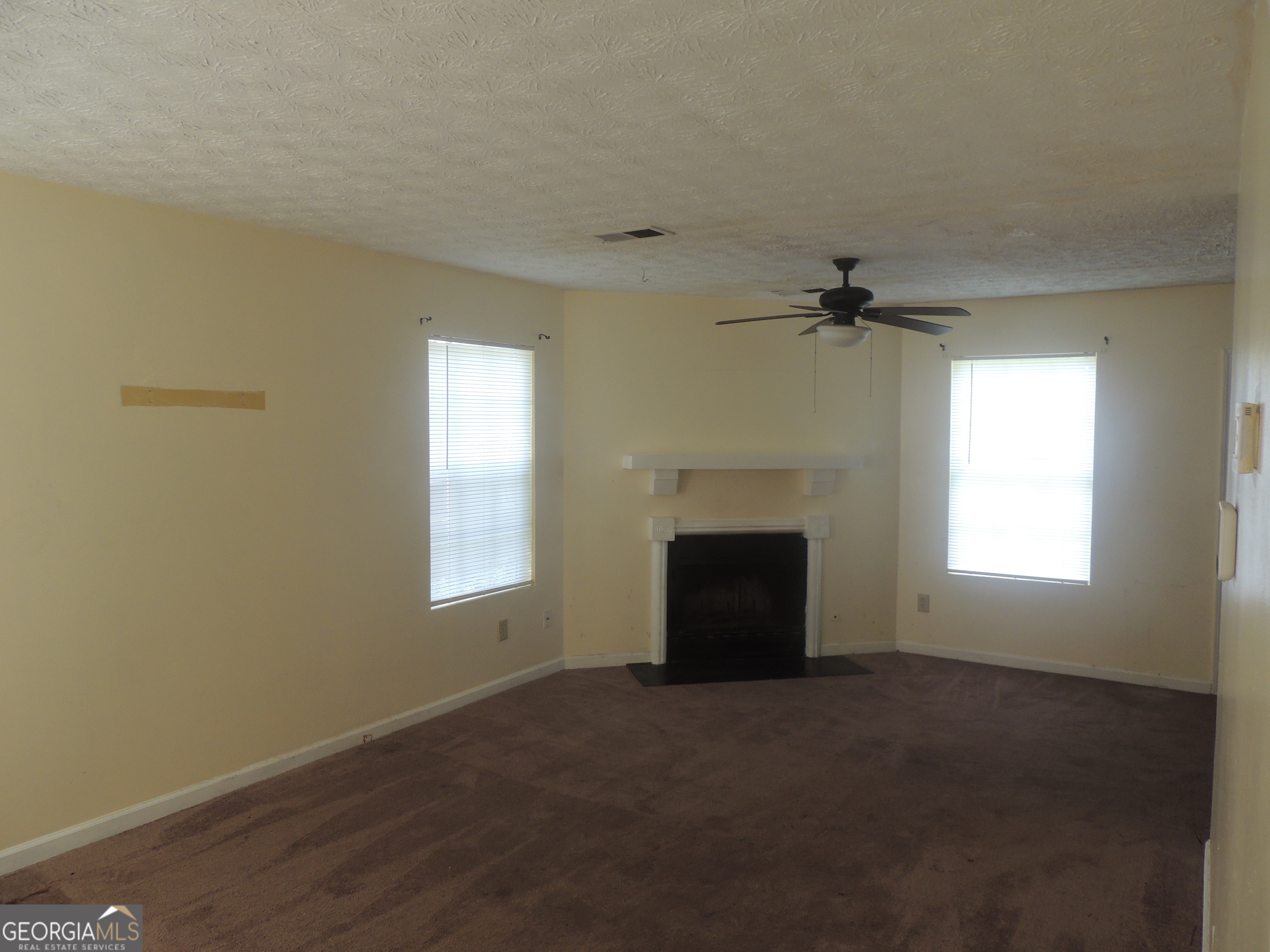 5866 Crescent Ridge Court Lithonia, GA 30058 - Photo 8 of 38