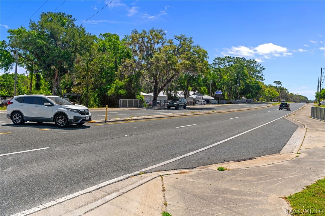 4530 South Florida Avenue Inverness, FL 34450 - Photo 41 of 100 a car parked on the side of the road