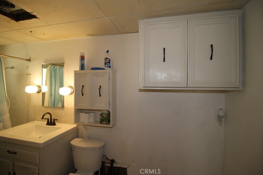 21212 Rainbow Road Hinkley, CA 92347 - Photo 31 of 32