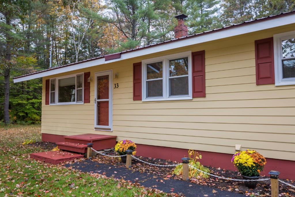 33 Presumpscot Road Windham, ME 04062 - Photo 7 of 35 Front entrance.