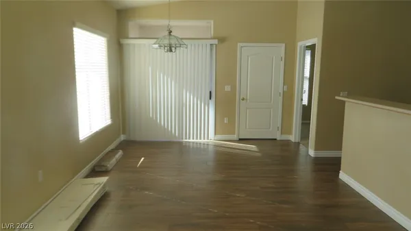 $1,425 | 2305 West Horizon Ridge Parkway, Unit 2822, Henderson, NV 89052