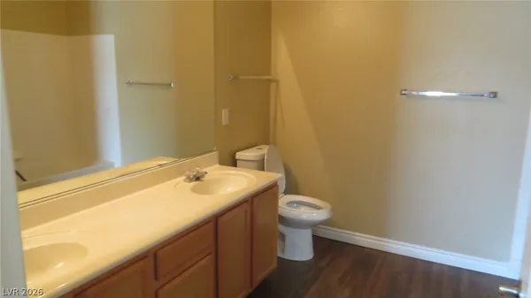 $1,425 | 2305 West Horizon Ridge Parkway, Unit 2822, Henderson, NV 89052