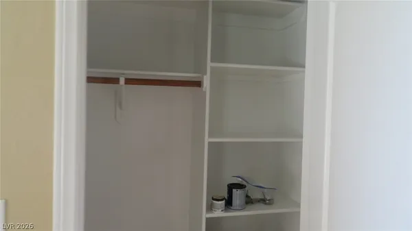 $1,425 | 2305 West Horizon Ridge Parkway, Unit 2822, Henderson, NV 89052