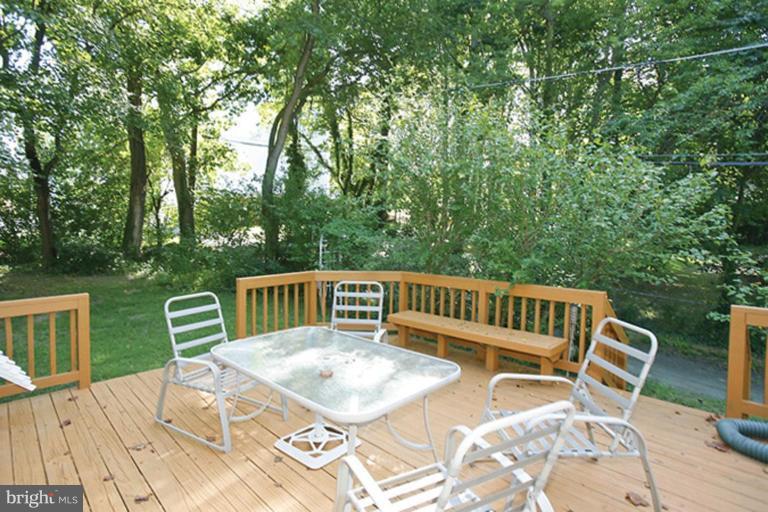 7007 Radnor Road Bethesda, MD 20817 - Photo 2 of 17 Deck