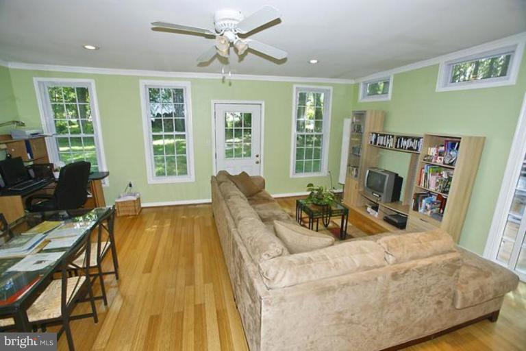 7007 Radnor Road Bethesda, MD 20817 - Photo 17 of 17 Family Room