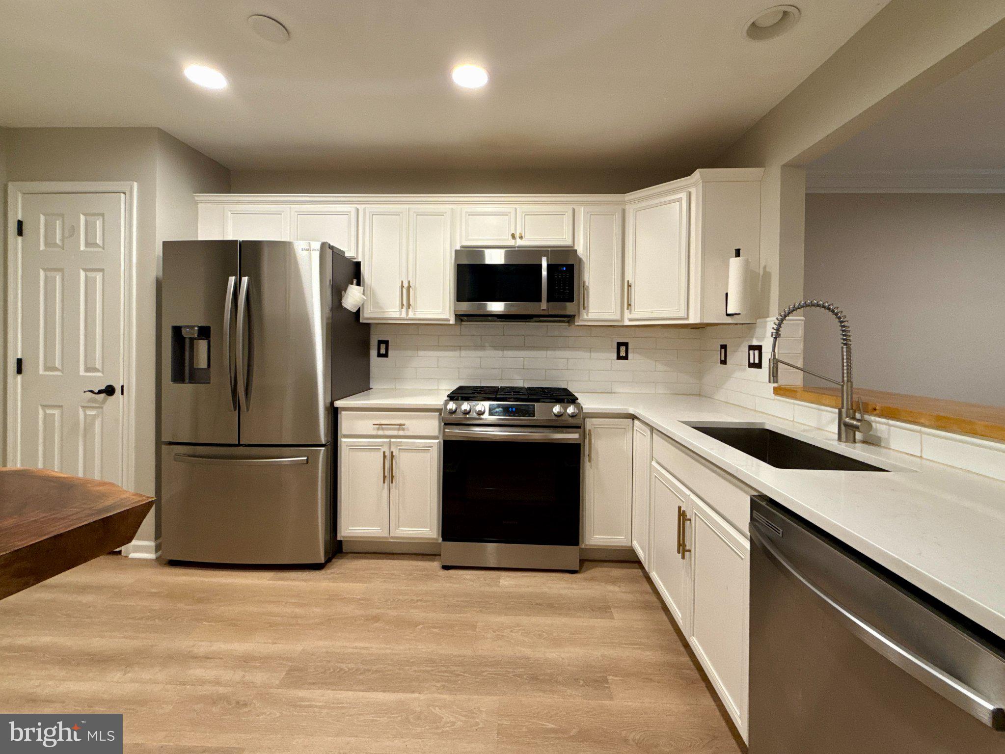 267 Flagstone Road, Unit 6 Chester Springs, PA 19425 - Photo 8 of 27 Modern kitchen with sleek finishes.