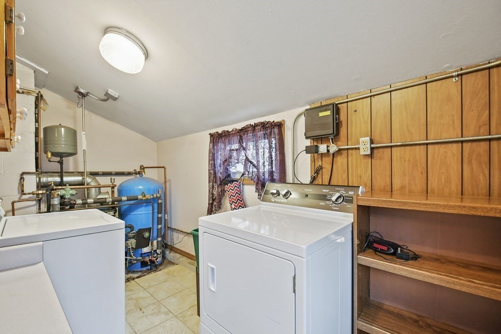 441 Franklin Road Fitchburg, MA 01420 - Photo 8 of 28 Gallery Image 8