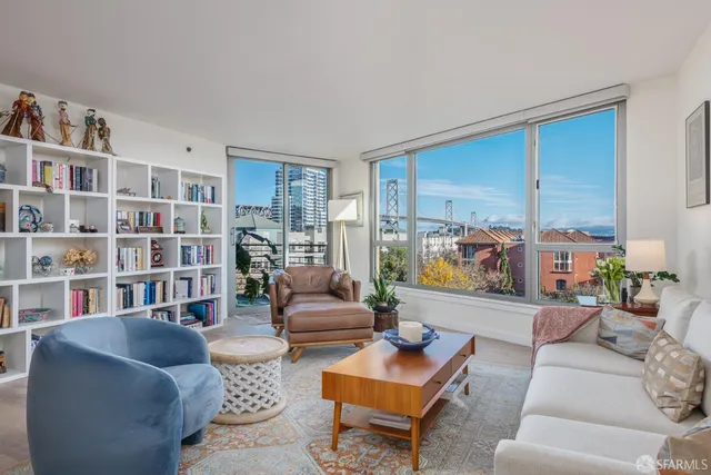 $10,000 | 219 Brannan Street, Unit 4G, San Francisco, CA 94107