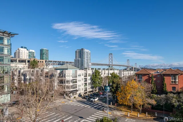 $10,000 | 219 Brannan Street, Unit 4G, San Francisco, CA 94107