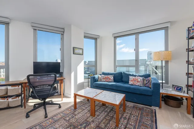 $10,000 | 219 Brannan Street, Unit 4G, San Francisco, CA 94107
