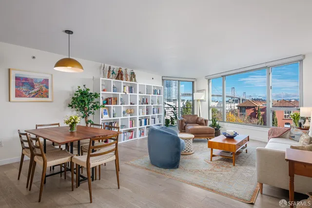 $10,000 | 219 Brannan Street, Unit 4G, San Francisco, CA 94107