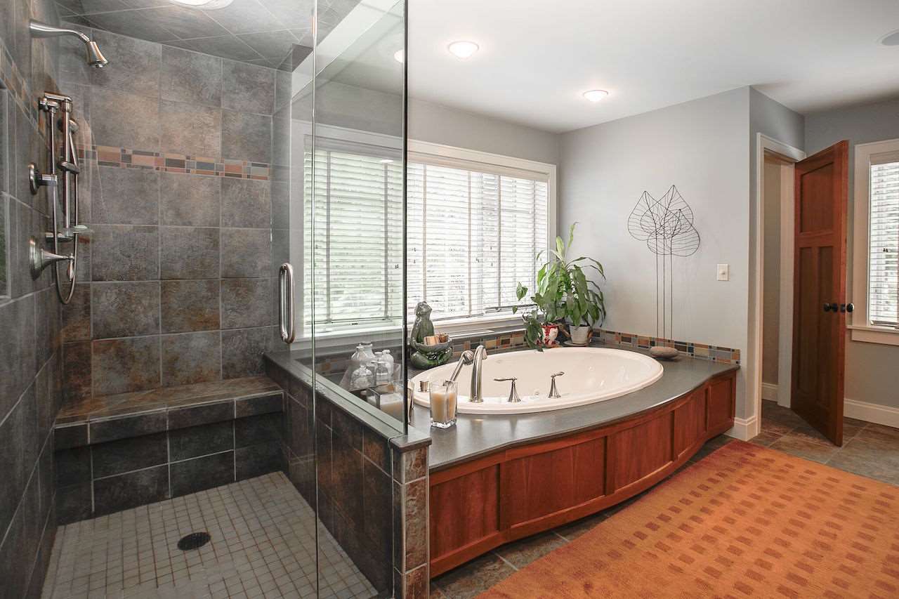 7660 South Dunns Farm Road Maple City, MI 49664 - Photo 49 of 64 1818521-49.JPG