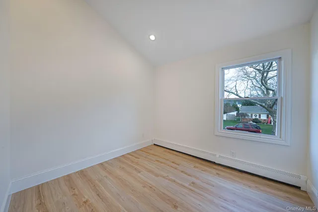 $900,000 | 36 Flintridge Drive, Holbrook, NY 11741