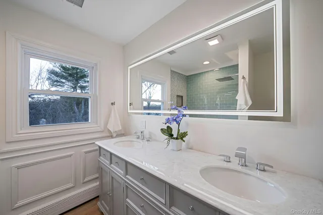 $900,000 | 36 Flintridge Drive, Holbrook, NY 11741