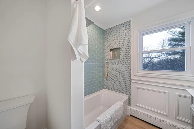 $900,000 | 36 Flintridge Drive, Holbrook, NY 11741