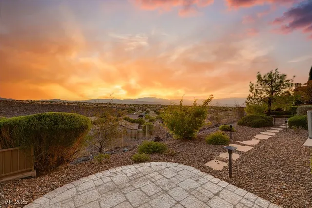 $4,950,000 | 1 Awbrey Court, Henderson, NV 89052