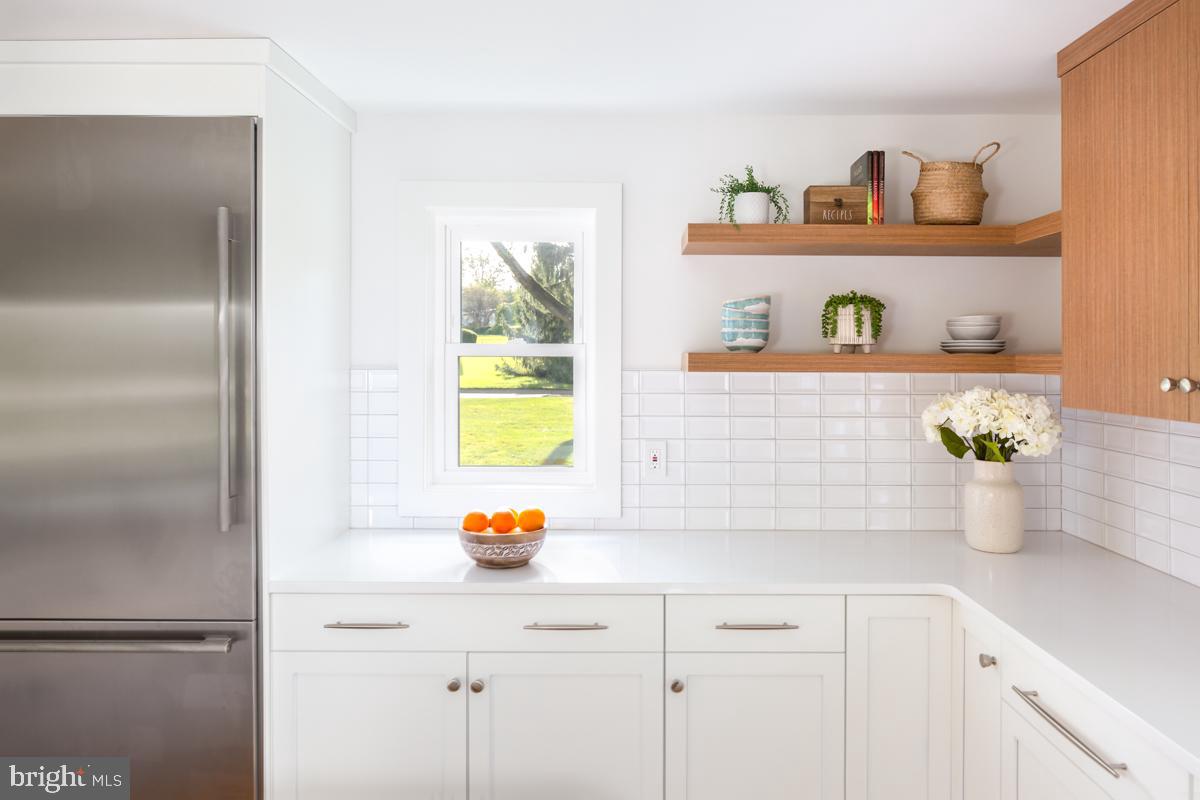 645 Radnor Valley Drive Villanova, PA 19085 - Photo 11 of 48