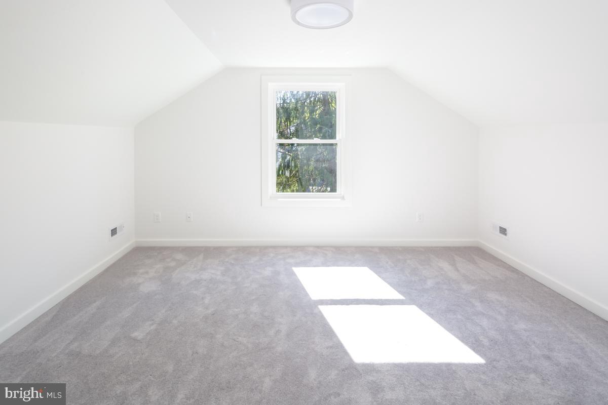 645 Radnor Valley Drive Villanova, PA 19085 - Photo 38 of 48