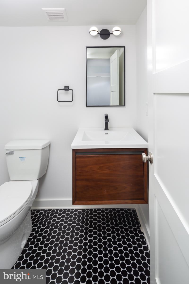 645 Radnor Valley Drive Villanova, PA 19085 - Photo 43 of 48