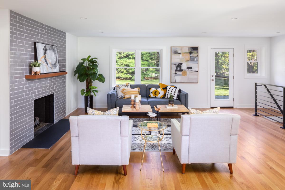 645 Radnor Valley Drive Villanova, PA 19085 - Photo 5 of 48