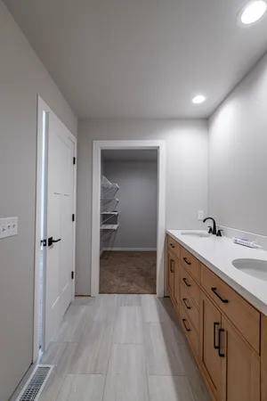 $469,900 | 1908 Arches Drive, Holmen, WI 54636