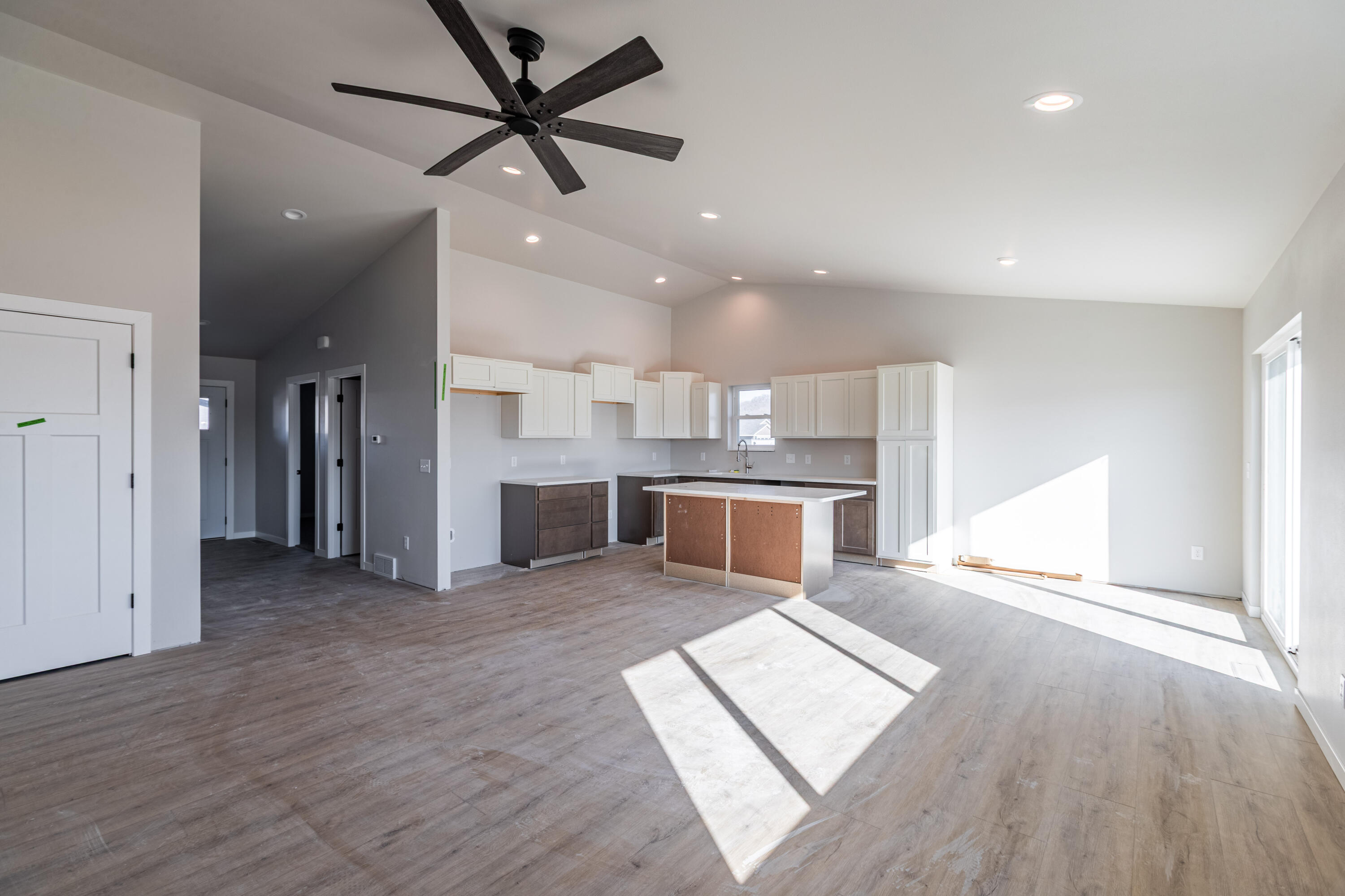 1908 Arches Drive Holmen, WI 54636 - Photo 5 of 20 C24I0726-HDR