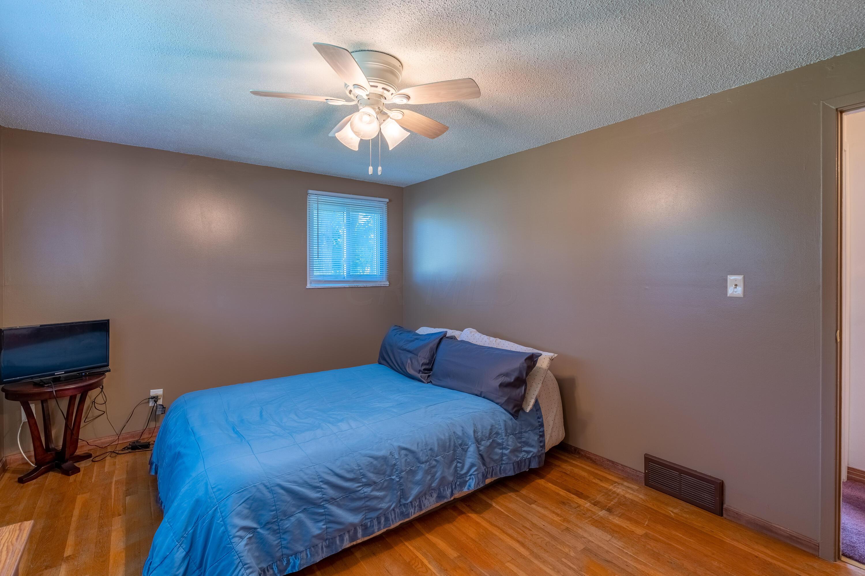 2278 Edmonton Road Columbus, OH 43229 - Photo 25 of 37 2278 Edmonton rd-19