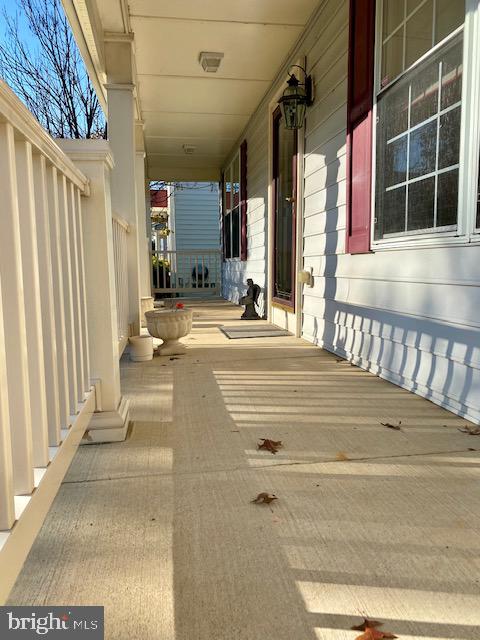 106 Seamaster Road Baltimore, MD 21221 - Photo 3 of 9 Gallery Image 3
