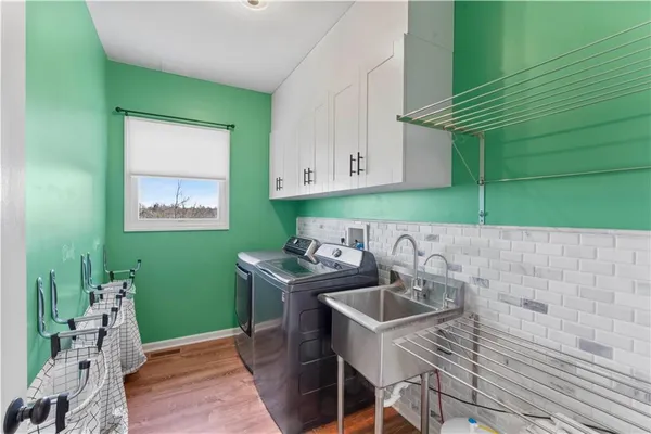 $649,000 | 1046 Woodridge Drive, Canonsburg, PA 15317