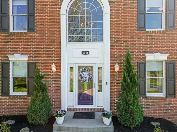 $649,000 | 1046 Woodridge Drive, Canonsburg, PA 15317